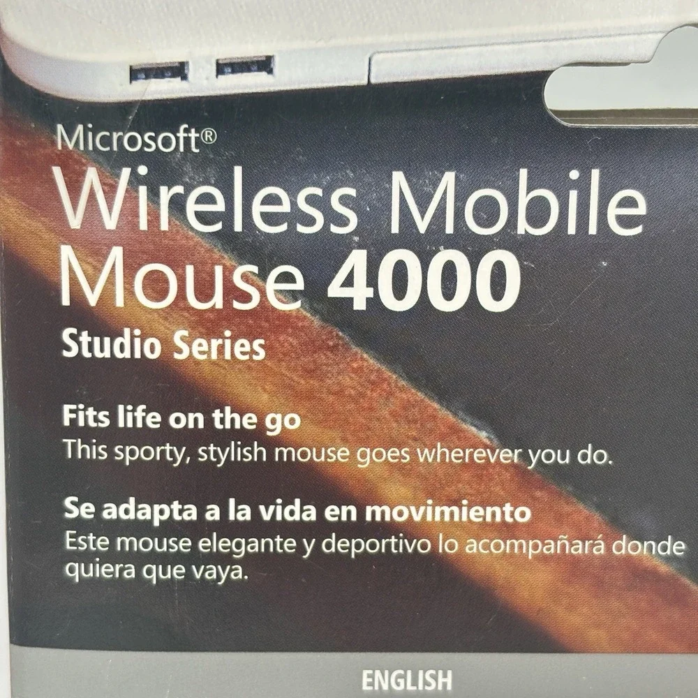 Microsoft Mobile 4000 Wireless Mouse BlueTrack Technology USB White Sealed New